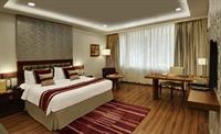 32Nd Milestone Hotel Gurgaon Eksteriør billede